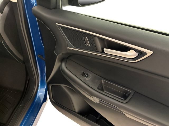 Used 2024 Ford Edge SEL AWD/4WD image 15
