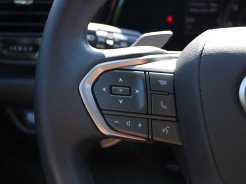 Used 2024 Lexus NX 250 FWD w/ Towing Package (2000 Lbs) image 18