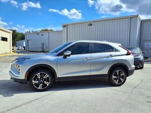 New 2026 Mitsubishi Eclipse Cross SE image 2