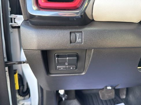 Used 2023 GMC Canyon AT4X AWD/4WD image 21