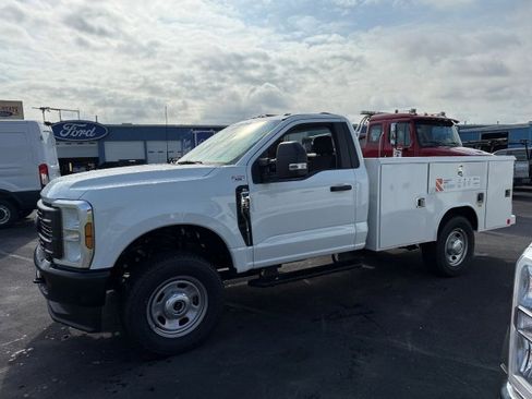 New 2025 Ford F350 XL w/ Snow Plow Prep Package image 4