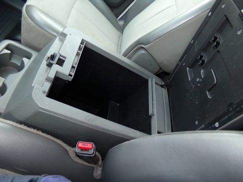 Used 2016 Nissan NV 2500 SL w/ Technology Package image 48