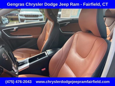 Used 2017 Volvo S60 T5 Inscription AWD/4WD image 47