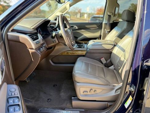 Used 2017 GMC Yukon Denali w/ Open Road Package image 9