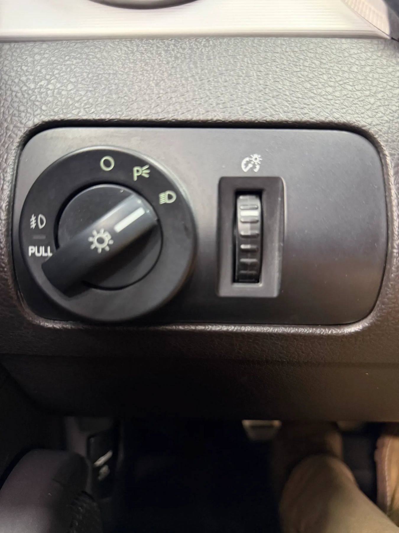 Used 2007 Ford Mustang GT Premium RWD image 30