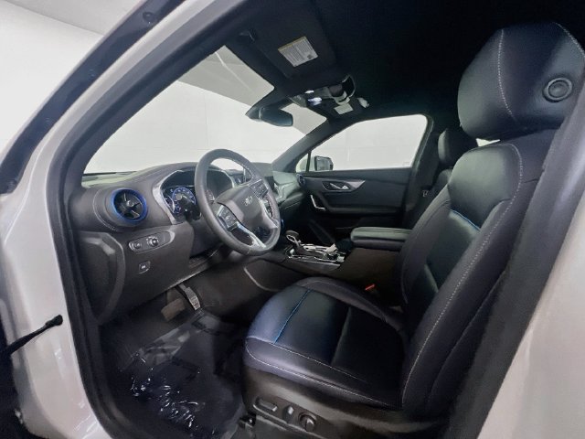Used 2023 Chevrolet Blazer RS FWD image 17