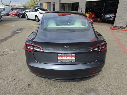 Used 2018 Tesla Model 3 Long Range image 22