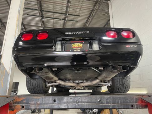 Used 1990 Chevrolet Corvette ZR-1 RWD image 87