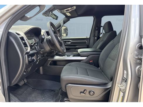 Used 2025 RAM 1500 Big Horn AWD/4WD image 12