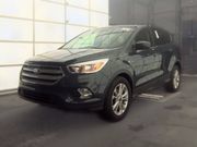 Used 2019 Ford Escape SE FWD image 1