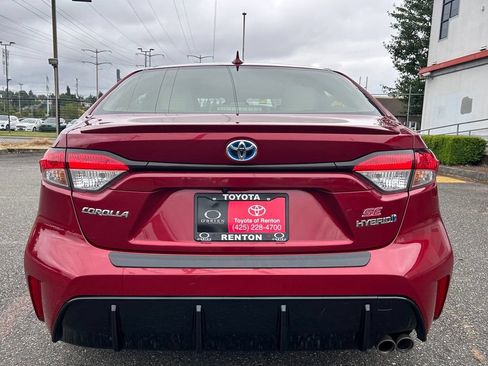 Certified 2024 Toyota Corolla SE w/ SE Package FWD image 6