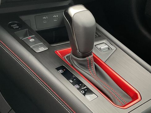 New 2025 Nissan Kicks SR image 35