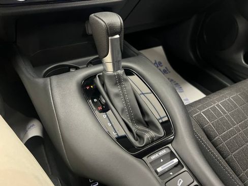 Used 2024 Honda HR-V LX image 28