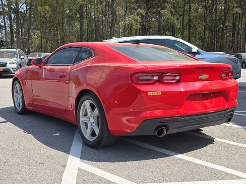 Used 2022 Chevrolet Camaro LT image 3