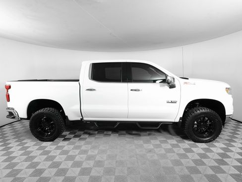 Used 2025 Chevrolet Silverado 1500 LTZ w/ LTZ Premium Texas Edition image 4