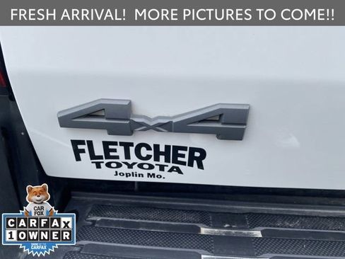 Used 2025 Toyota Tacoma TRD Sport image 9