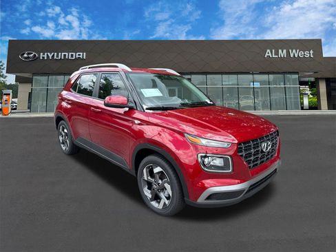 New 2025 Hyundai Venue SEL FWD image 4