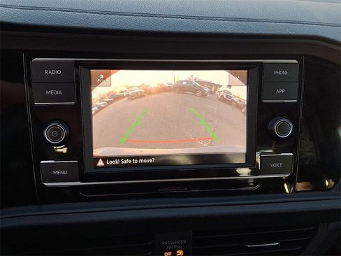 Used 2024 Volkswagen Jetta S image 17