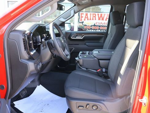 New 2026 Chevrolet Silverado 1500 LT image 14