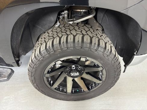 Used 2024 Chevrolet Silverado 1500 LT w/ Protection Package RWD image 14