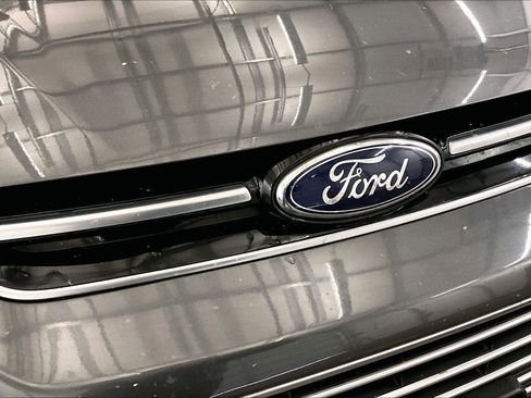 Used 2016 Ford C-MAX Energi SEL w/ Equipment Group 302A image 30