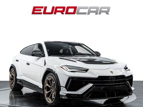 Used 2024 Lamborghini Urus Performante AWD/4WD image 7