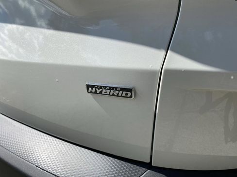 New 2025 Ford Escape SE w/ Class II Trailer Tow Package FWD image 41