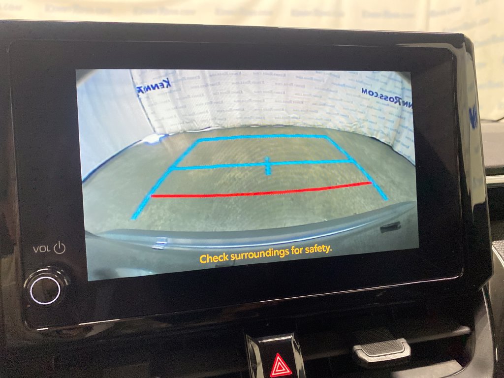 Used 2024 Toyota Corolla LE FWD image 22