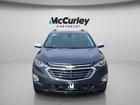 Used 2020 Chevrolet Equinox Premier AWD/4WD image 2