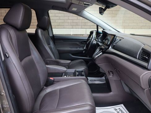 Used 2018 Honda Odyssey EX-L image 25