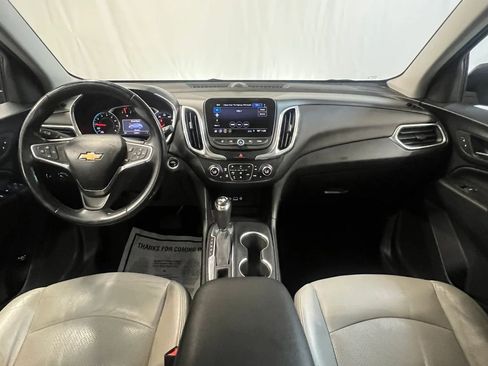 Used 2019 Chevrolet Equinox LT w/ Sun & Navigation Package FWD image 12