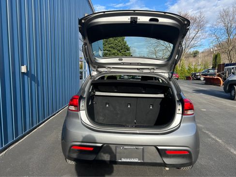 Used 2021 Kia Rio S image 17