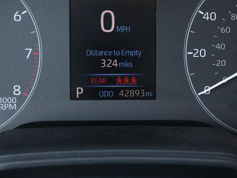Used 2024 Toyota Corolla LE FWD image 4