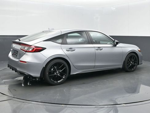 Used 2025 Honda Civic Sport image 21