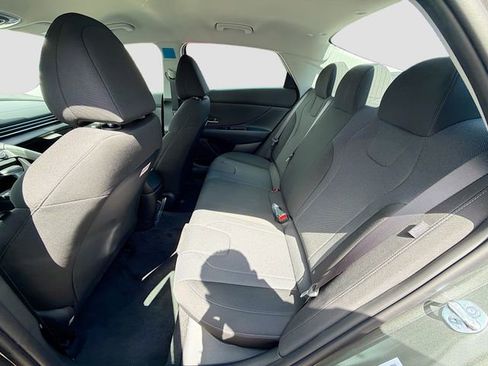 New 2026 Hyundai Elantra SE image 22