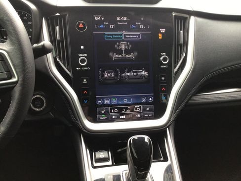 Used 2024 Subaru Legacy Limited image 9