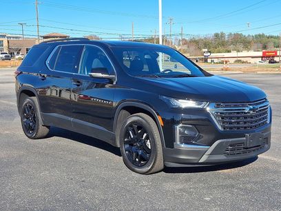Used 2022 Chevrolet Traverse LT
