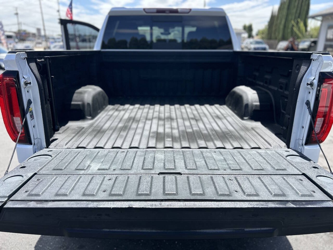 Used 2019 GMC Sierra 1500 Denali w/ Denali Ultimate Package AWD/4WD image 24