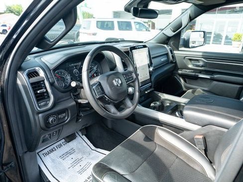 Used 2025 RAM 1500 Laramie AWD/4WD image 17