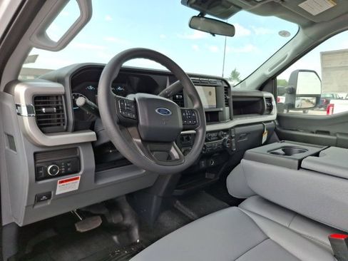 Used 2024 Ford F350 XL w/ Snow Plow Prep Package image 19