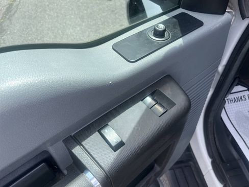 Used 2016 Ford F250 XL w/ Power Equipment Group AWD/4WD image 21