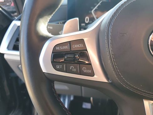 Used 2023 BMW X7 M60i w/ Executive Package image 34