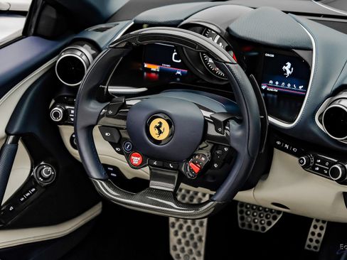 Used 2022 Ferrari 812 GTS RWD image 67