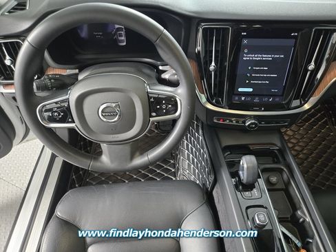 Used 2024 Volvo S60 B5 Plus w/ Climate Package FWD image 18