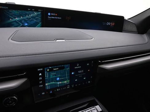 New 2026 Lincoln Navigator Reserve AWD/4WD image 25