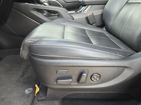 Used 2024 Kia Telluride SX FWD image 19