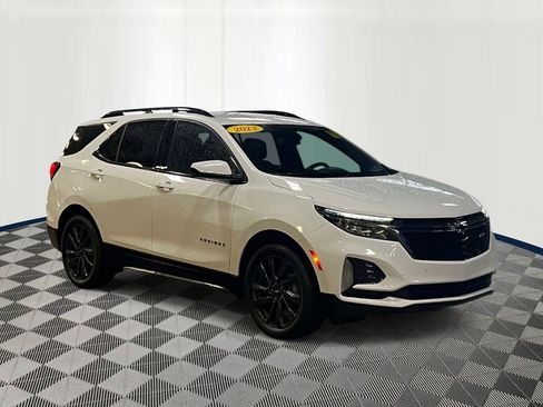 Used 2023 Chevrolet Equinox RS w/ LPO, Floor Liner Package FWD image 6