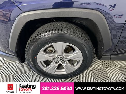 Certified 2024 Toyota RAV4 XLE FWD image 32