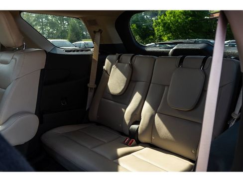 Used 2021 Ford Explorer Platinum w/ Equipment Group 601A image 16