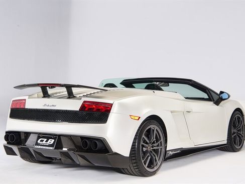 Used 2012 Lamborghini Gallardo LP 570-4 Performante AWD/4WD image 10